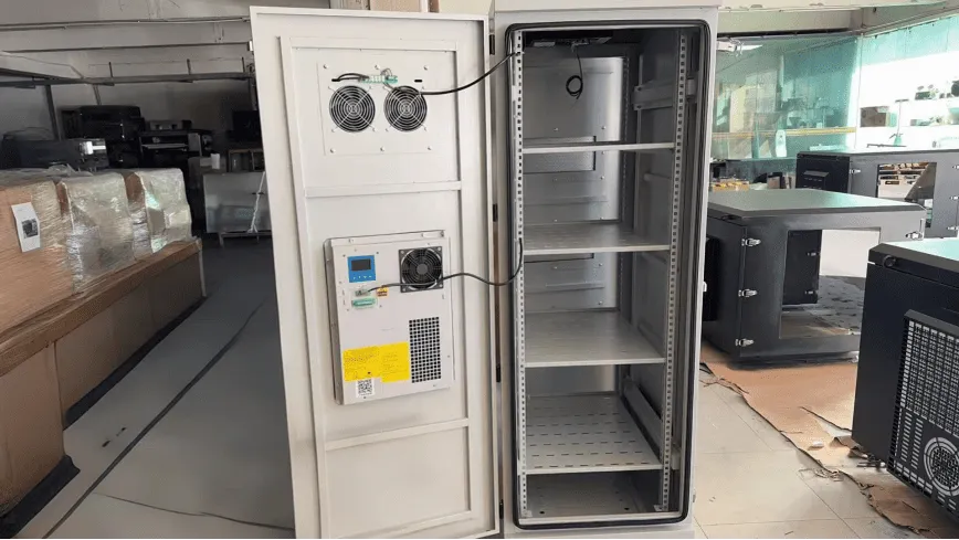 Scenic night-tour control cabinet