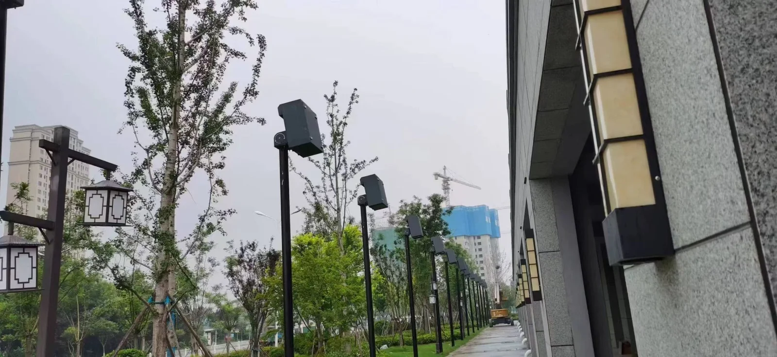Ground Projection Installation